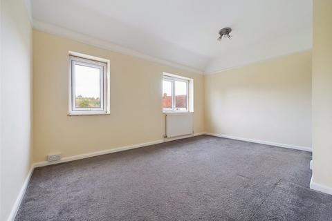 4 Abbots Leys Road, Winchcombe, Cheltenham, GL54 5QE
