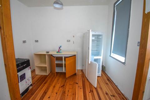 1 bedroom flat for sale, Ravensworth Terrace, South Shields