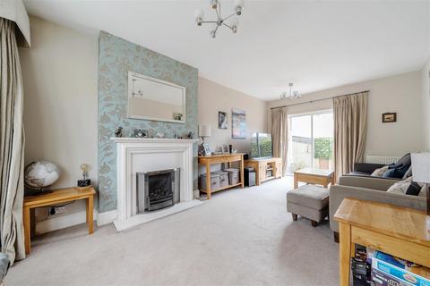 3 bedroom detached house for sale, Park Road North, Bedford