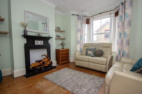 2 bedroom semi-detached house for sale, Osborne Road, East Cowes,