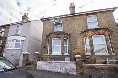 2 bedroom semi-detached house for sale, Osborne Road, East Cowes,