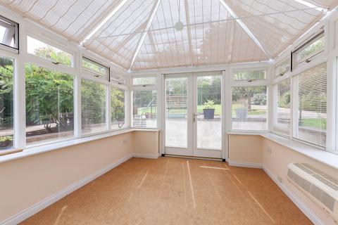 56 Morningside Drive, Edinburgh, EH10 5NF