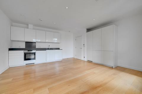 2 bedroom apartment to rent, Highbury Crescent, Highbury, London, N5