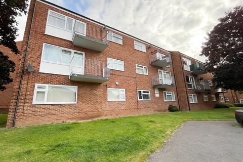 2 bedroom flat to rent, Derwent Crescent, Nottingham NG5