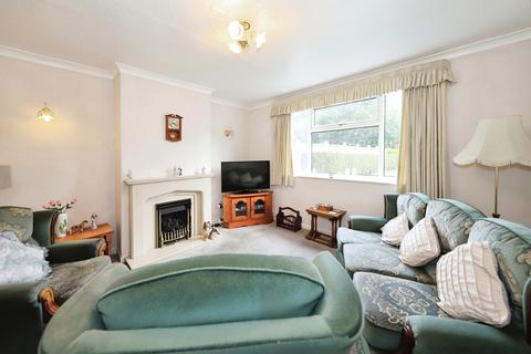 7 Laburnum Road, Lanesfield, Wolverhampton, WV4 6PA