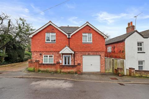 3 bedroom detached house for sale, Bellbanks Road, Hailsham