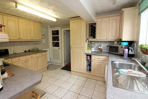 4 bedroom end of terrace house for sale, Hitchin Road, Stotfold, Hitchin, SG5