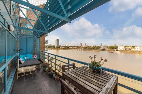 2 bedroom apartment for sale, Arnhem Wharf, Arnhem Place, London, E14