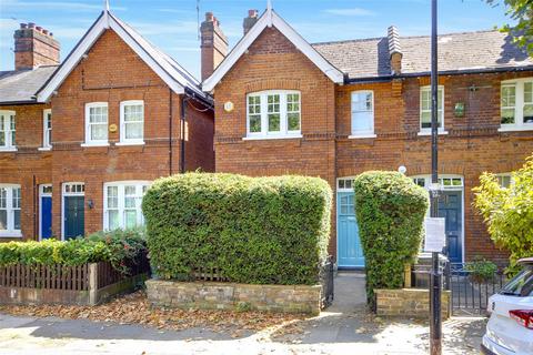 2 bedroom end of terrace house for sale, North View Road, London, N8