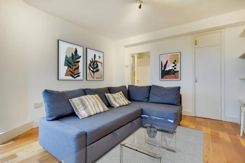 2 bedroom apartment for sale, Knox House, Horne Way, Putney, SW15