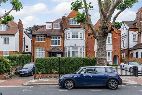 3 bedroom flat to rent, Ferncroft Avenue, Hampstead, London, NW3