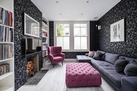 4 bedroom house for sale, Senrab Street, Stepney, London, E1