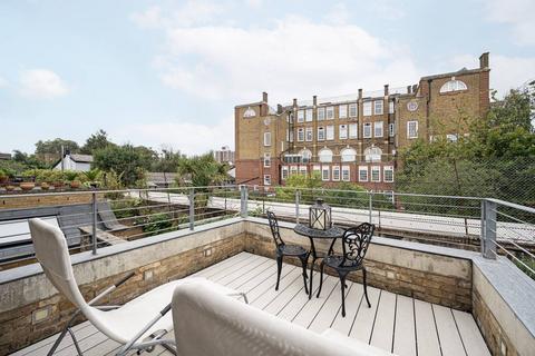 4 bedroom house for sale, Senrab Street, Stepney, London, E1