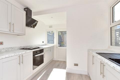 3 bedroom terraced house for sale, Greenside Road, Croydon, Surrey