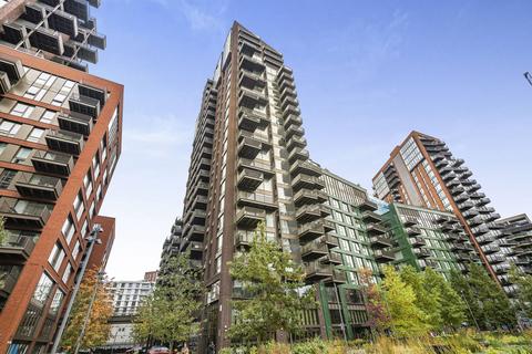 2 bedroom flat for sale, Legacy Building, Embassy Gardens, Nine Elms, London, SW11