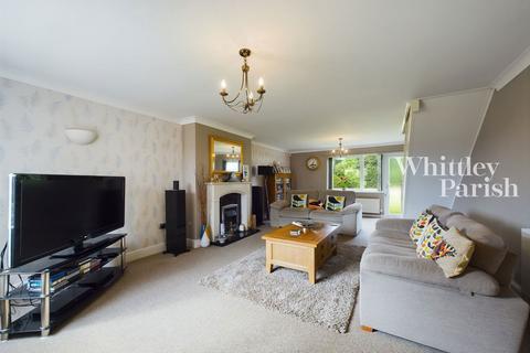 19 Cedar Drive, Attleborough, NR17 2EX