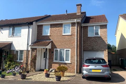 4 bedroom end of terrace house for sale, Chestnut Way, Honiton EX14