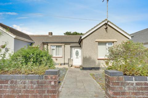 1 bedroom bungalow for sale, Flemming Crescent, Leigh-on-sea, SS9