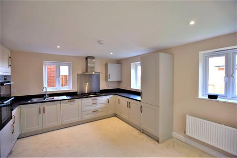 4 bedroom detached house for sale, Farrier Street, Swindon SN26