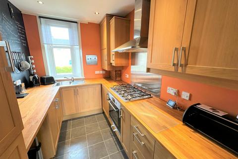 2 bedroom flat to rent, Gardner Street, Dundee, DD3