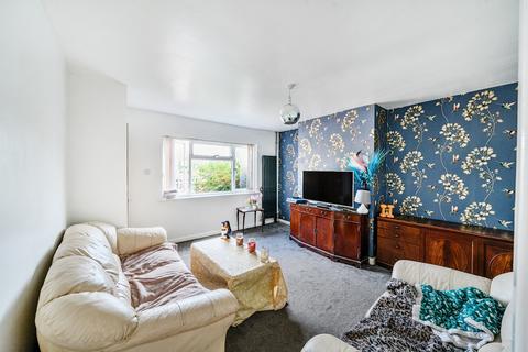 2 bedroom end of terrace house for sale, Glenthorpe Crescent, Leeds, LS9