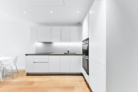 2 bedroom flat for sale, Altissima House, London, SW11