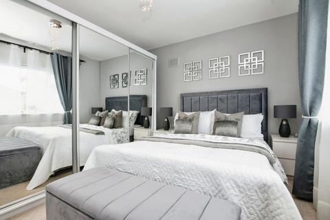 98 Arbury Hall Road, Shirley, Solihull, B90 4PZ
