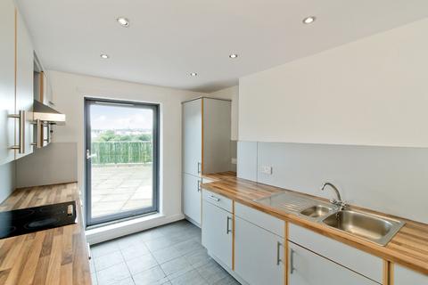 30/14 Abbey Lane, Edinburgh, EH8 8JH