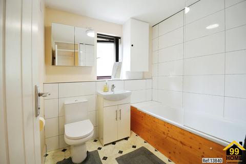 1 bedroom end of terrace house for sale, Mercers Row, St Albans, Herts, AL1