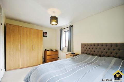 37 Mercers Row, St Albans, AL1 2QT