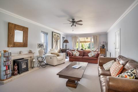 Alito Gorse Avenue, Kingston Gorse, Littlehampton, BN16 1SF