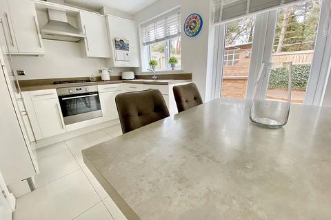 18 Springbank, Peterlee, SR8 1FA