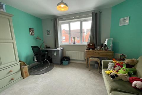 42 Fowen Close, Street, BA16 0FY