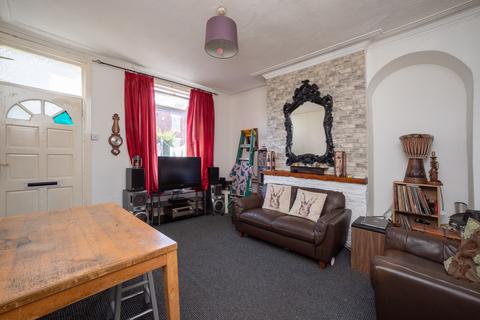 2 bedroom terraced house for sale, Barras Terrace, Leeds LS12