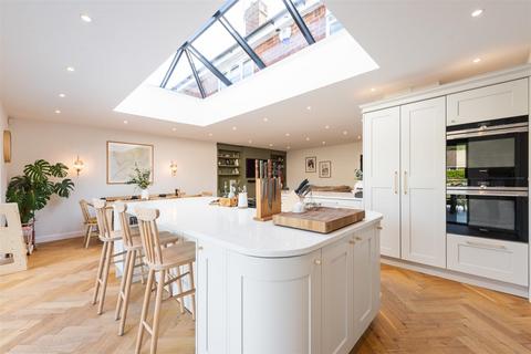 202 Station Road, Knowle, Solihull, B93 0ER
