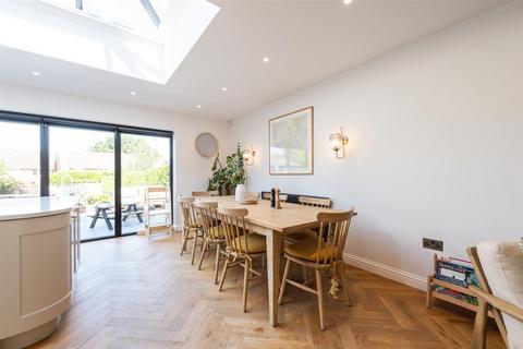 202 Station Road, Knowle, Solihull, B93 0ER