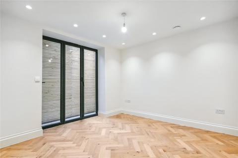 4 bedroom detached house for sale, Darley Road, SW11