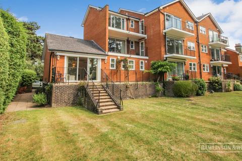 3 bedroom apartment for sale, 62 Palace Road, East Molesey KT8