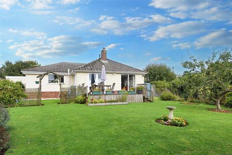 3 bedroom detached bungalow for sale, Nutmead Close, Child Okeford