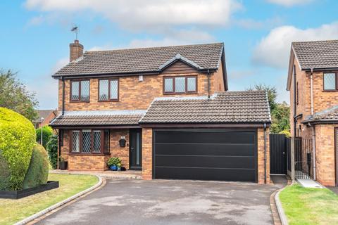 4 bedroom detached house for sale, Whitemoor Drive, Solihull B90