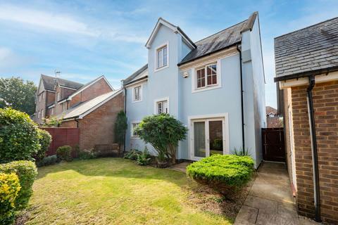 4 bedroom link detached house for sale, Pondtail Park, Horsham, RH12