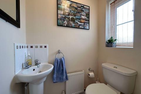 11 Cushman Avenue, Wombourne, Wolverhampton, WV5 8ES