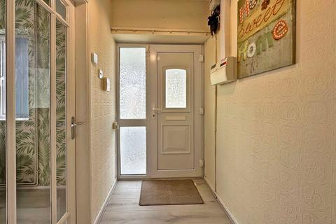 7 Park Avenue, Wombourne, Wolverhampton, WV5 0ND
