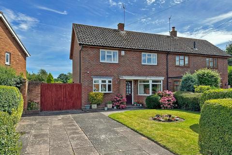 2 bedroom semi-detached house for sale, Bossgate Close, Wombourne, WV5