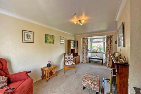 1 Bossgate Close, Wombourne, Wolverhampton, WV5 0NJ