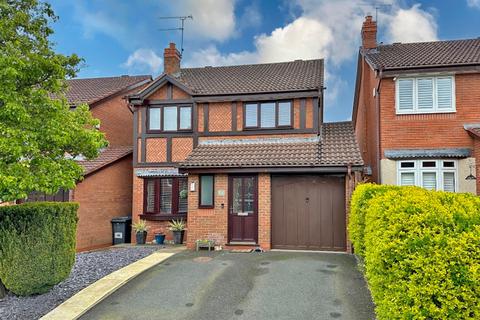 4 bedroom detached house for sale, Penleigh Gardens, Wombourne, WV5