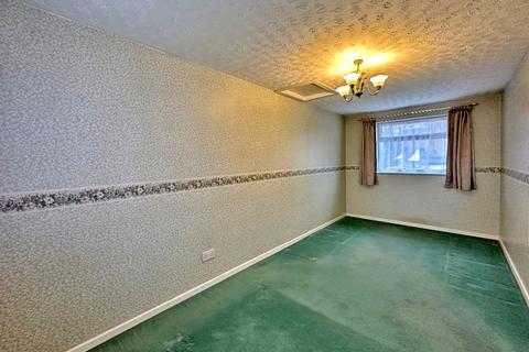 24 Forge Valley Way, Wombourne, Wolverhampton, WV5 8JT