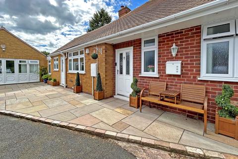 3 bedroom detached bungalow for sale, Plantation Lane, Himley, DY3