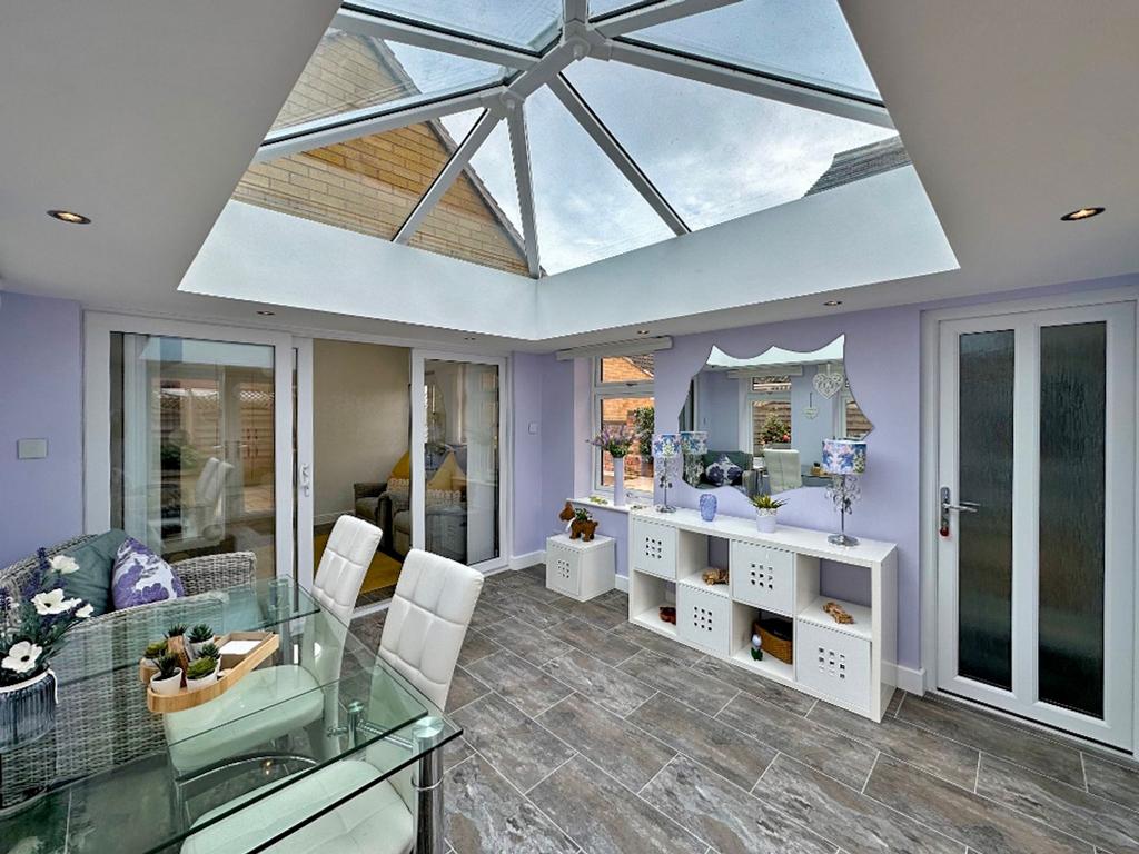 Orangery/Dining Room