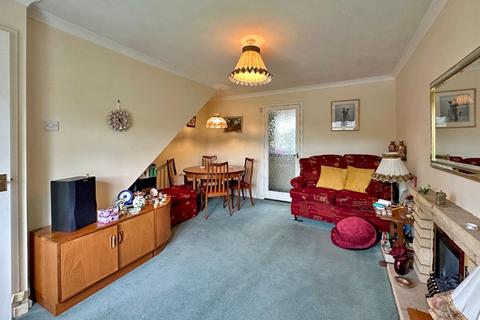 28 Millfields Way, Wombourne, Wolverhampton, WV5 8HP
